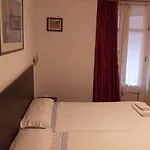 Areeta 3*
